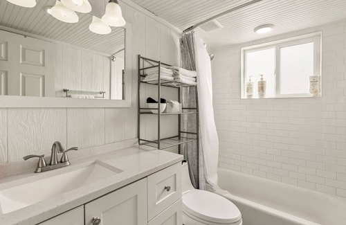 Provo House | CentralLocation, Walking Distance to Restaurants!