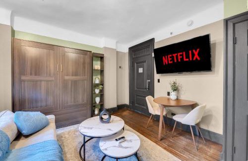Central New York City Apartment | Centrally Located APT in NYC Walk to Time Square
