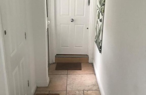 Shaftesbury Apartment | Centrally located boutique garden flat