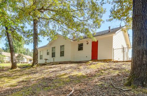 Prattville House | Centrally Located Prattville Home 2 Mi to Dwtn