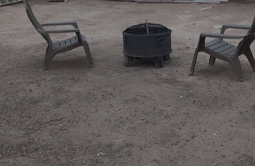 Albuquerque House | Centrally located, roomy house with large front & backyard near park