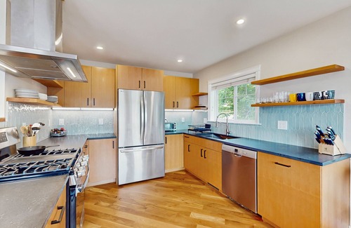 Suquamish House | Centrally located waterfront home with ocean view, home office, grill, fireplace