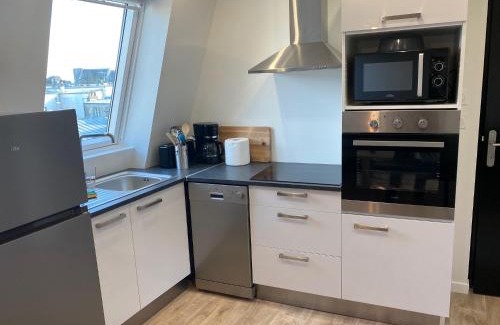 Granville Apartment | Centre ville Granville à 50m de la mer - ANCV accepté