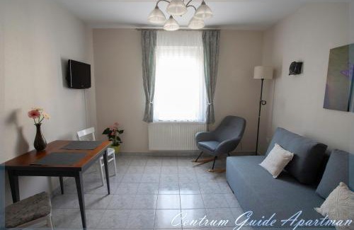 Heviz Apartment | Centrum Guide Apartman Hévíz