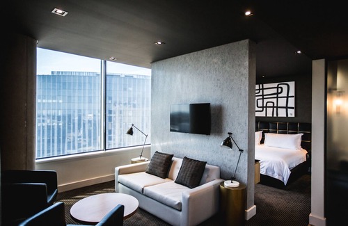 Century City Hotel | Century City Hotel Urban Square