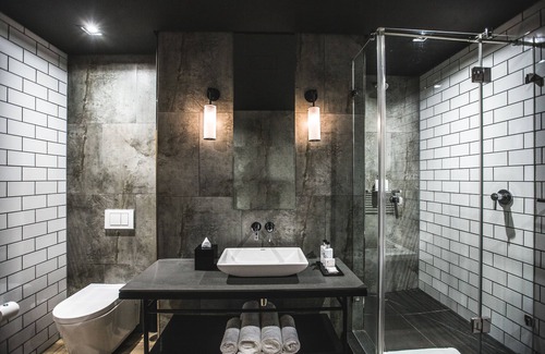 Century City Hotel | Century City Hotel Urban Square