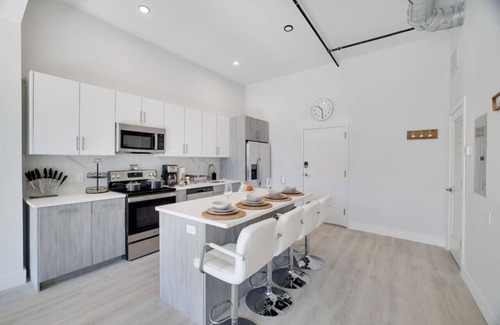 Allentown Apartment | CEO Suite - Atown’s Finest