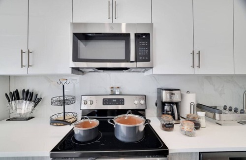 Allentown Apartment | CEO Suite - Atown’s Finest
