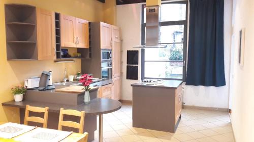 Ilot Sacre Apartment | CEP MAISONNETTE