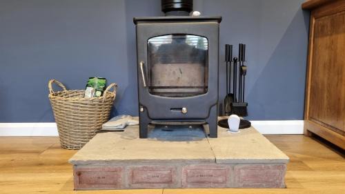 Heacham House | Certa Cito Exceptionally Large 4 Bedroom Bungalow and Garden Near The Beach