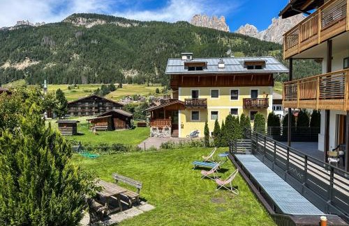 San Giovanni di Fassa Apartment | Cesa Bernard - Cima 12 e new Fraine