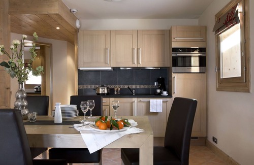 Cognet Apartment | CGH RésSpa Le Cristal de l'Alpe by Interhome