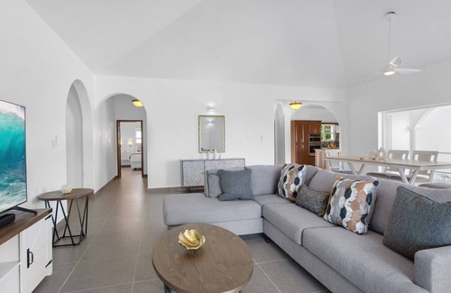Cove Bay Villa | Châlet Genesis