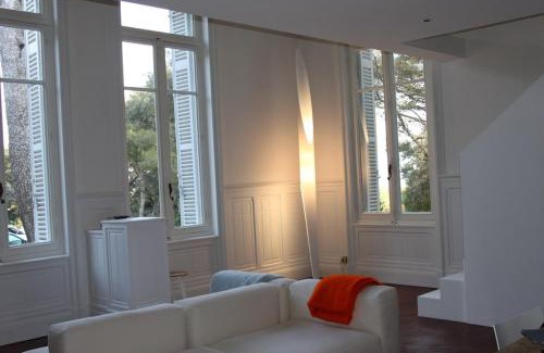 Sausset-les-Pins Apartment | Château Charles Roux