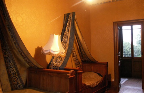 Saint-Cyr-en-Talmondais Other | Château de la Court d'Aron