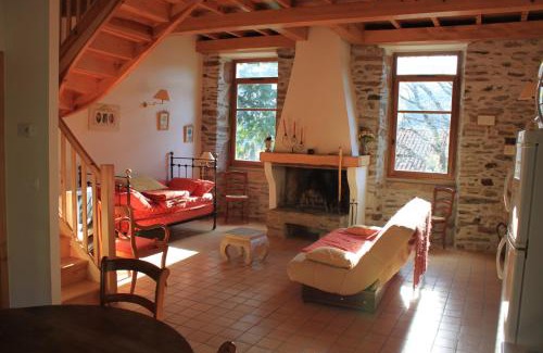 Colombieres-sur-Orb Apartment | Château de Colombières sur Orb