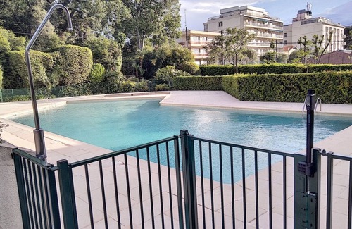 Cap-d'Antibes Apartment | Château de la Pinede Idéal pour un séjour