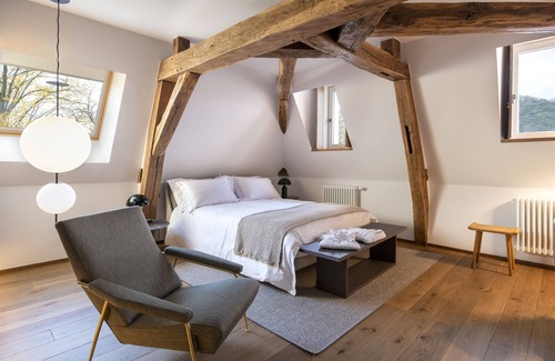 Vireux-Wallerand Hotel | Château de Wallerand