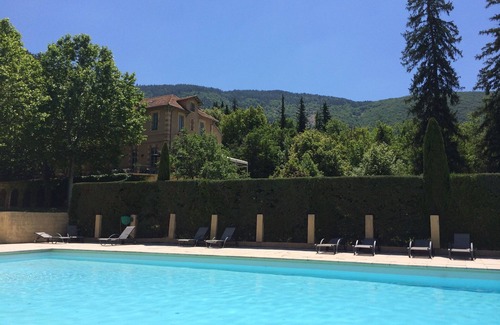 Montbrun-les-Bains Apartment | Château Luxury Stay Montbrun