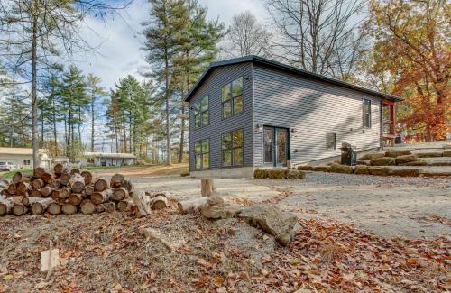 Glouster House | Chène Cottage Near Burr Oak Lake and Trailheads!
