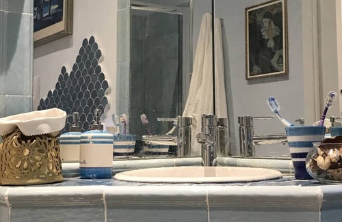 Rione Duomo House | Chèz Lumière in the historic center