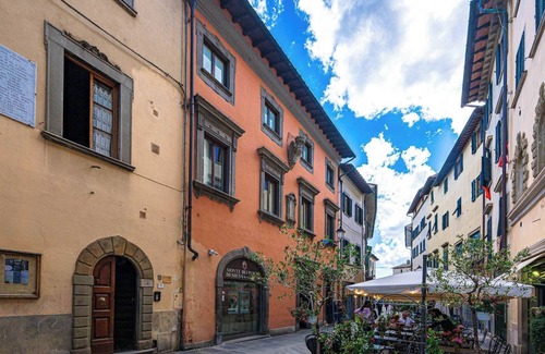 San Casciano in Val di Pesa Apartment | Charming Studio in the Heart of Chianti only 20 minutes to Florence downtown.