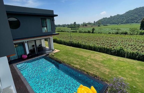 Khanong Phra Villa | Chacha Tyme Pool Villa Khaoyai