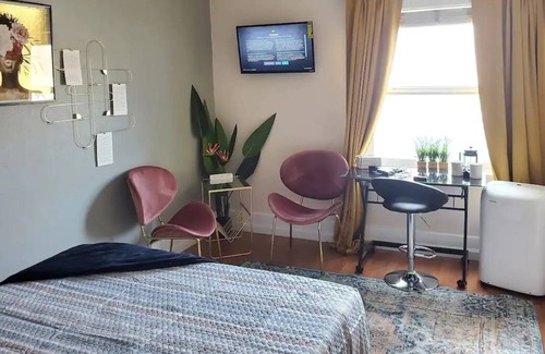 Cortez Hill Apartment | Chadwick 223 · Gaslamp Quarter | Modern Studio | Perfect for you!