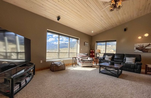 Buena Vista House | Chaffee's Meadow in Gametrail