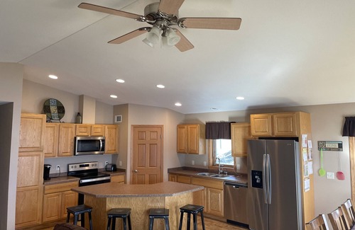 Alexandria House | Chain of Lakes Alexandria, MN - Lake Geneva-