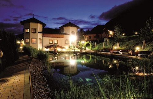 Scheffau am Wilden Kaiser Apartment | Chalets with 2 double bedrooms. BATH /WC, terrace - Chalet Hotel am Leitenhof
