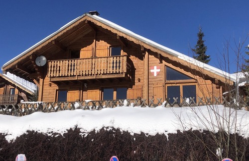 La Toussuire Ski Chalet | Chalet Individuel 9 Personnes Départ et Retour Skis aux Pieds