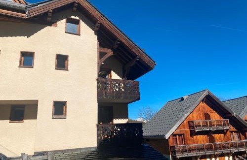 Saint-Colomban-des-Villards Ski Chalet | Chalet de l'Ardoisière