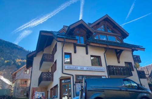Saint-Colomban-des-Villards Ski Chalet | Chalet de l'Ardoisière