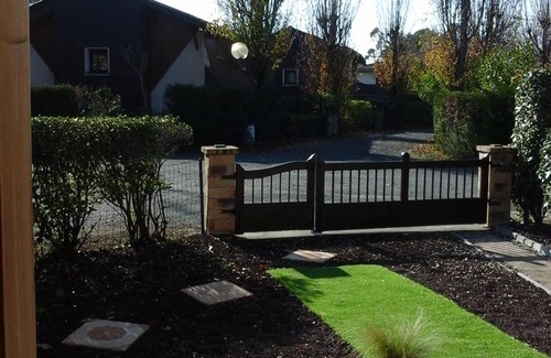 Hourtin Port House | Chalet 2 minutes' walk from the beach of France's largest freshwater lake.