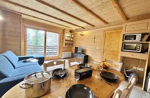 Les Claux Ski Chalet | Chalet, 200m from ski slopes, view mountain, terrace, balcony, fireplace or stove, tv, ski locker