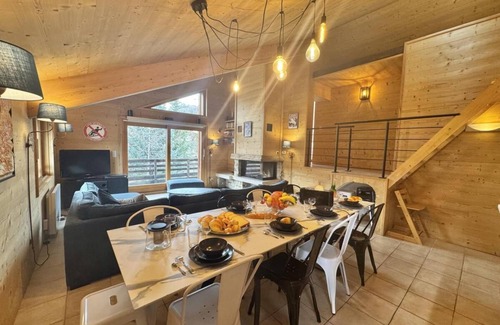 Les Claux Ski Chalet | Chalet, 200m from ski slopes, view mountain, terrace, balcony, fireplace or stove, tv, ski locker