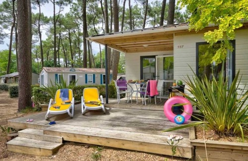 Saint-Hilaire-de-Riez Ski Chalet | Chalet 4 étoiles - Piscine - efbdfd