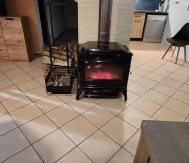 Signy-lAbbaye Ski Chalet | Chalet Antlana 2 avec cheminée