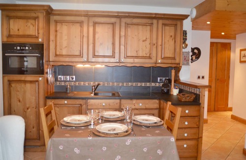 Samoens Apartment | CHALET APARTMENT SAMOENS VILLAGE 5-STAR ECRINS ETOILE C9 625sqm 2BED 2BATH