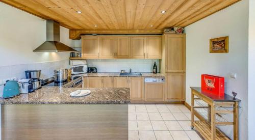 Les Brevieres Ski Chalet | Chalet Aspen - Chalet 170m2 - 6 chambres, 6 salles de bain, sauna MAE-3405