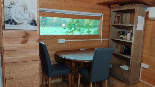 Chavagne Other | Chalet avec salle d'eau