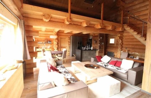 Superbolquere Ski Chalet | Chalet Belvédère, tranquillity and views