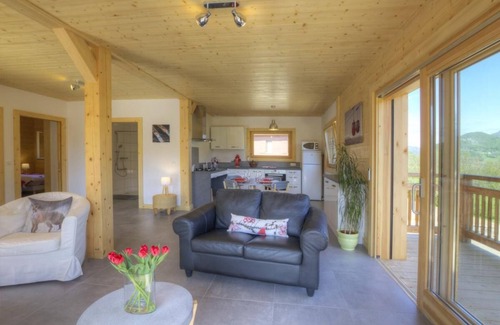 Chatillon-sur-Cluses Ski Chalet | Chalet Côté Giffre