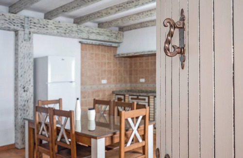 El Palmar House | Chalet Casa Playamar close to the Beach with Garden, Pool & Wi-Fi