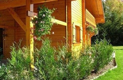 Saint-Nabord House | Chalet chaleureux avec sauna, terrain, terrasse et babyfoot à Saint-Nabord - FR-1-589-255