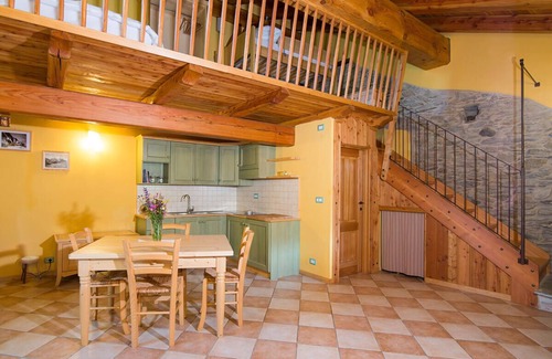 Marmora Ski Chalet | Chalet 'Civico 1 ' with Mountain View, Private Garden and Wi-Fi