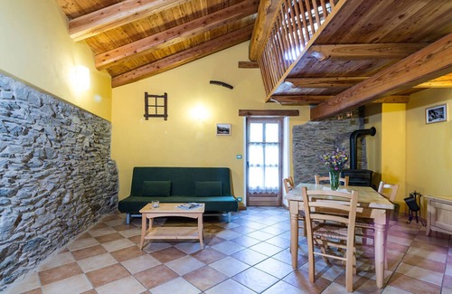 Marmora Ski Chalet | Chalet 'Civico 1 ' with Mountain View, Private Garden and Wi-Fi
