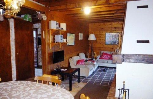 Arette Ski Chalet | Chalet cosy à Arette avec cheminée, terrasse, et tout confort pour 6 personnes - FR-1-602-80