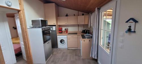 Saint-Pierre-d'Oleron Ski Chalet | Chalet dans parc résidentiel privé avec wifi, piscine